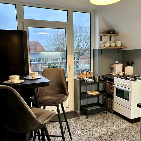 Gemuetlich Fuer 5 Pers 20 Min Zur Perlebucht